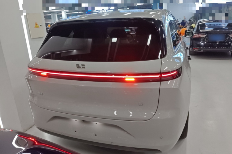 理想汽车 理想L6 2024款 Pro车身外观6
