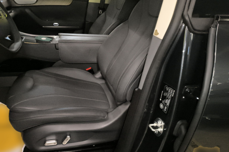 零跑汽车 零跑C11 2026款 纯电 640激光雷达版中控内饰19