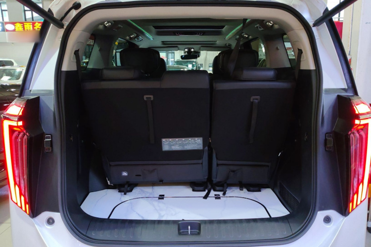 广汽传祺 传祺M8 2024款 大师系列 400T 至尊版局部细节23