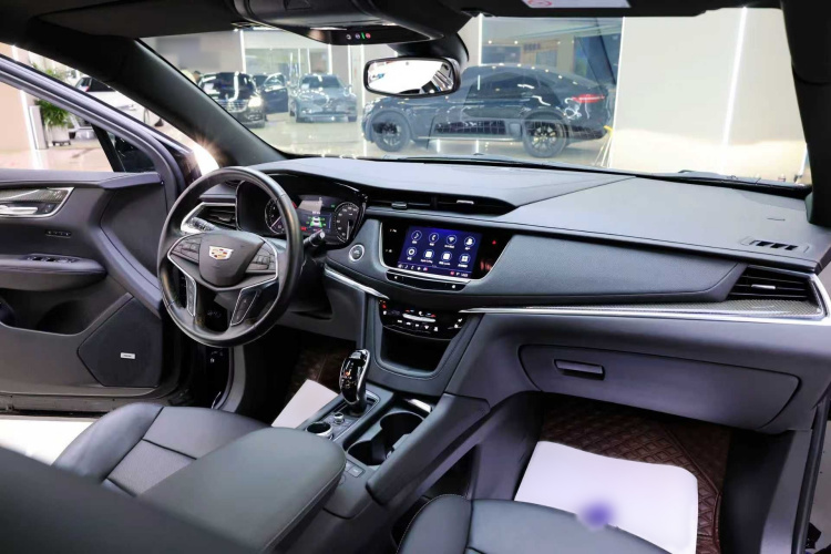 凯迪拉克XT5 2022款 2.0T 四驱尊贵型中控内饰7004