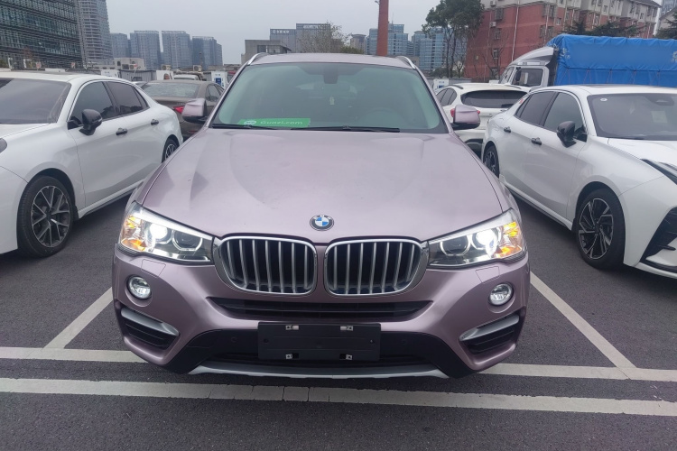 宝马X4 2014款 xDrive20i X设计套装车身外观2