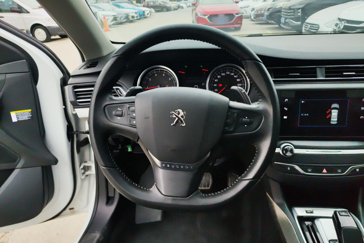 标致408 2020款 230THP 十周年质臻版中控内饰13