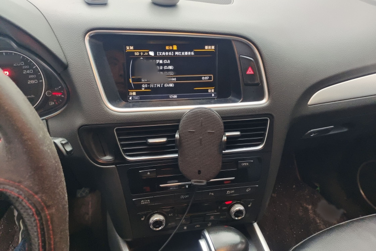 奥迪Q5(进口) 2013款 45 TFSI quattro 运动型局部细节16