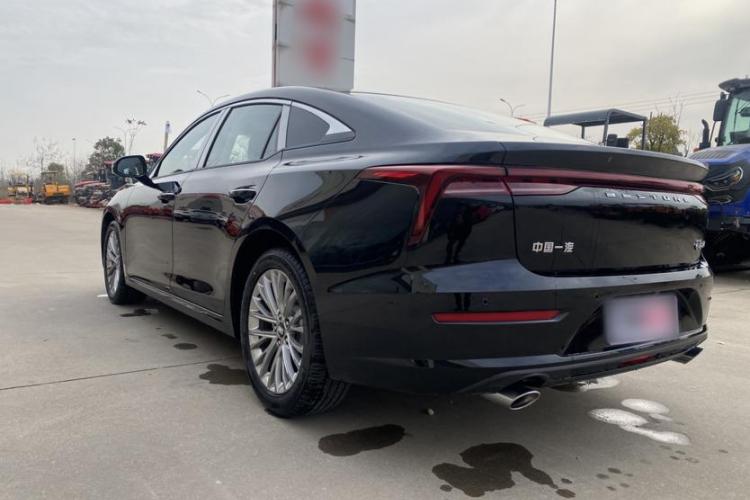 奔腾B70 2025款 龙耀版  1.5T 乐享定制型车身外观6002