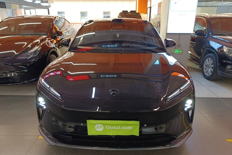 蔚来ET5T 2023款 75kWh Touring车身外观2