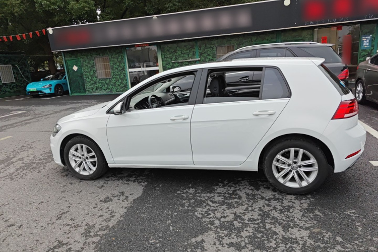 大众 高尔夫 2018款 230TSI 自动舒适型车身外观6003
