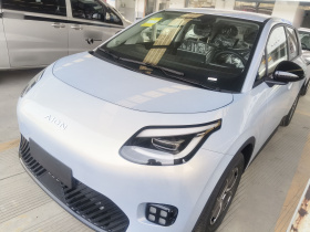 埃安 AION UT 2025款 330星辉版