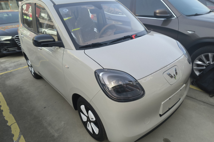 五菱汽车 宏光MINIEV 2025款 四门版 进阶款车身外观3