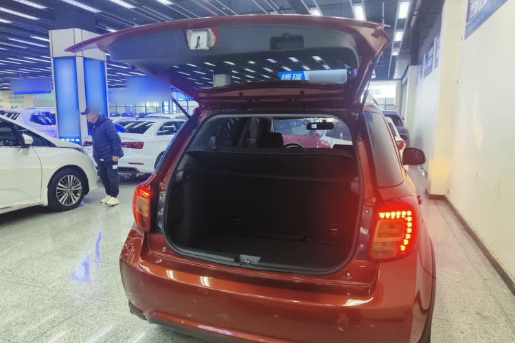铃木 天语 SX4 2013款 1.6L 自动酷锐型局部细节23