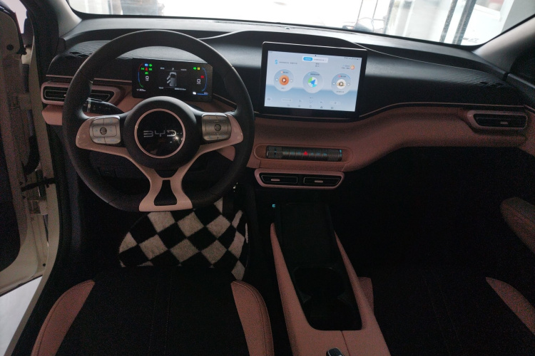 比亚迪 海鸥 2025款 305km 活力版中控内饰12