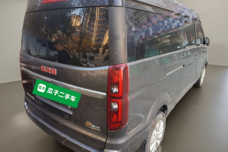 金杯 金海狮 2021款 1.5L 客车工程狮 6座车身外观7