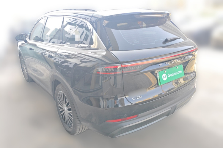 奇瑞 风云T9 2024款 120 长续航版豪华型 5座 磷酸铁锂车身外观5