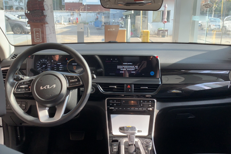 起亚 赛图斯 2026款 1.5L IVT豪华舒享版中控内饰7003