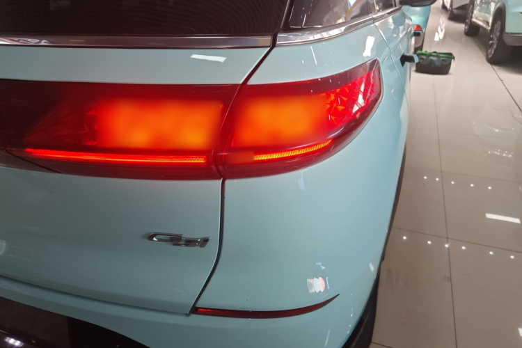 小鹏G3 2022款 G3i 460N车身外观6006