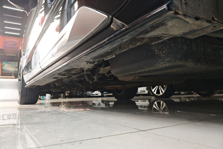 丰田 赛那SIENNA 2021款 2.5L混动 铂金版局部细节9002