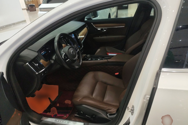 沃尔沃S90 2022款 B5 智逸豪华版中控内饰19