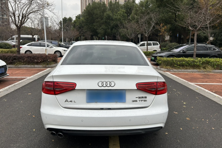 奥迪A4L 2015款 35 TFSI 自动标准型车身外观6004