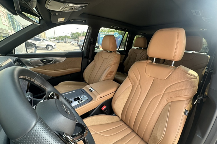 广汽传祺 传祺ES9 2024款 PHEV 143km 旅行者 Max中控内饰7003