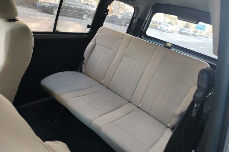 东风风行 菱智 2018款 M3 1.5L 5座基本型中控内饰7004