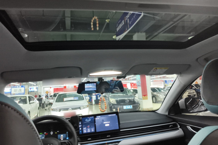 吉利汽车 帝豪 2023款 第4代冠军版 1.5L CVT旗舰型局部细节22