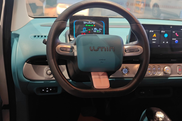 长安启源 长安Lumin 2022款 210km 香甜款中控内饰13