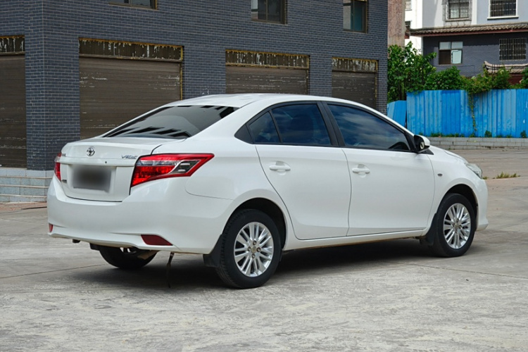 丰田 威驰 2016款 1.5L 自动智臻星耀版车身外观6005