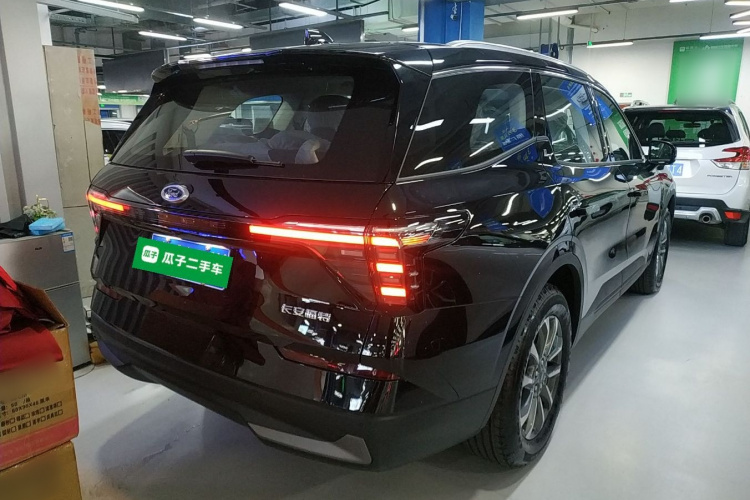 福特 2025款 锐界L 2.0T EcoBoost 两驱七座豪华型车身外观7