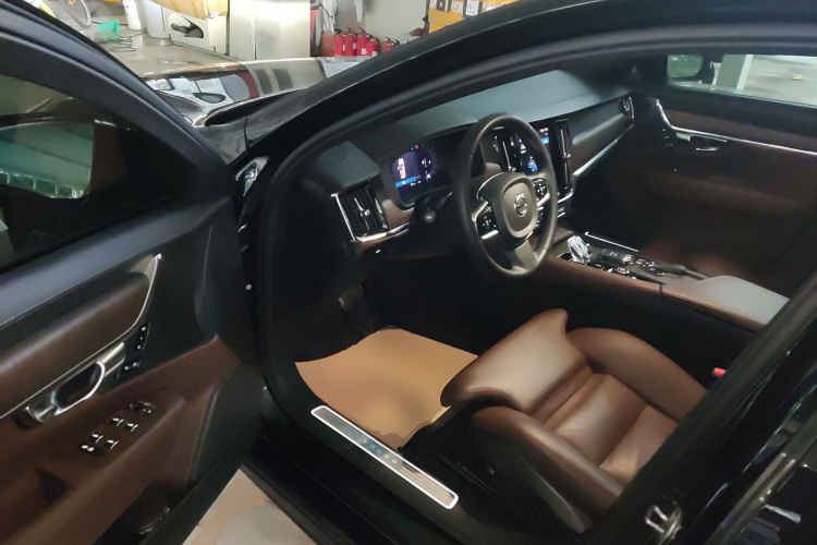 沃尔沃S90 2024款 B5 智远豪华版中控内饰20