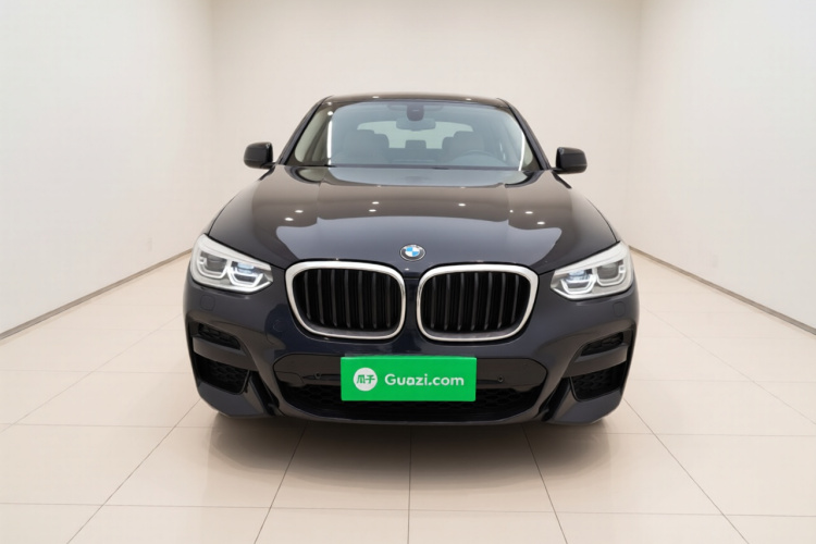 宝马X4 2020款 xDrive25i M运动套装车身外观2