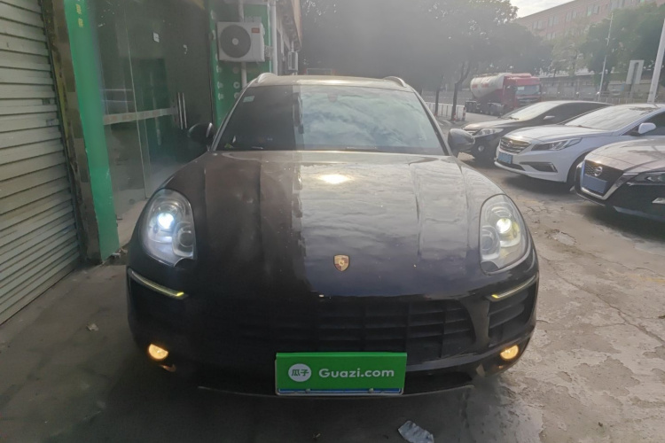 保时捷 2014款 Macan S 3.0T车身外观2