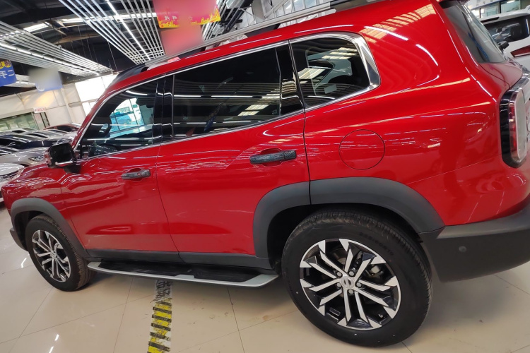 哈弗大狗 2021款 1.5T DCT两驱马犬版车身外观4