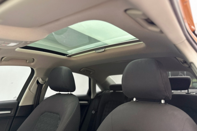 奥迪A3 2014款 Limousine 35 TFSI 自动时尚型中控内饰7007