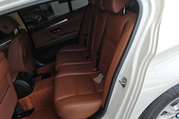 宝马5系 2017款 520Li 典雅型中控内饰21