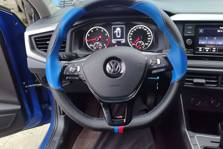 大众 Polo 2019款 Plus 1.5L 自动全景乐享版中控内饰13