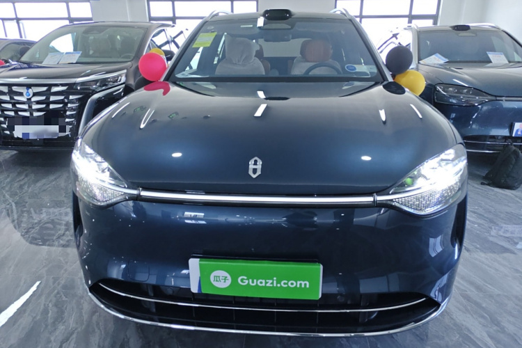 鸿蒙智行 问界M9 2025款 增程 Ultra版 52kWh 6座版车身外观6001