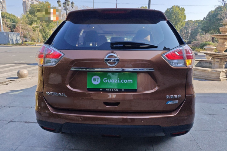 日产 奇骏 2014款 2.5L CVT领先版 4WD车身外观6