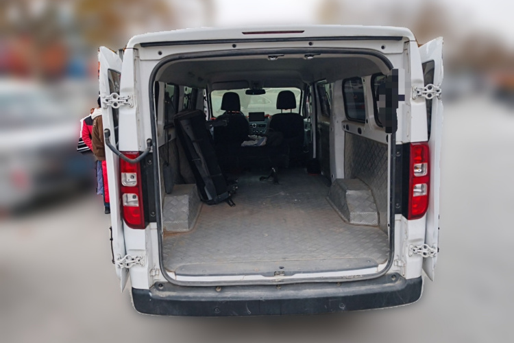 五菱汽车 五菱扬光 2024款 300KM 舒适型客车版 75kW中控内饰23