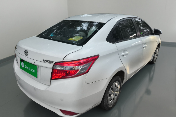 丰田 威驰 2014款 1.3L 手动型尚版车身外观7