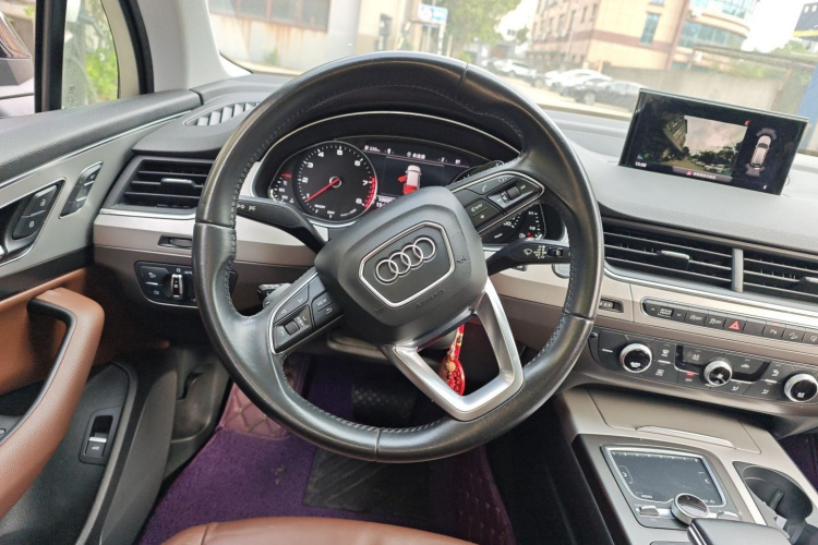 奥迪Q7 2016款 40 TFSI 舒适型局部细节13