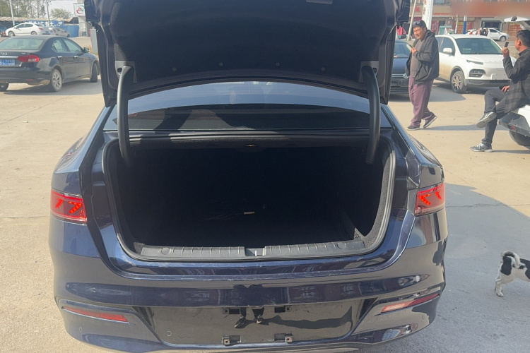 比亚迪 秦PLUS 2023款 冠军版 DM-i 55KM领先型局部细节23