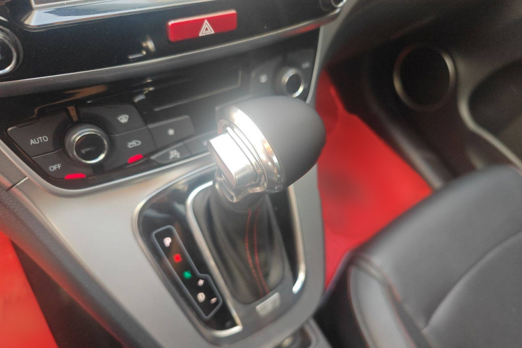 哈弗H6 2017款 红标 运动版 1.5T 自动两驱豪华型局部细节18