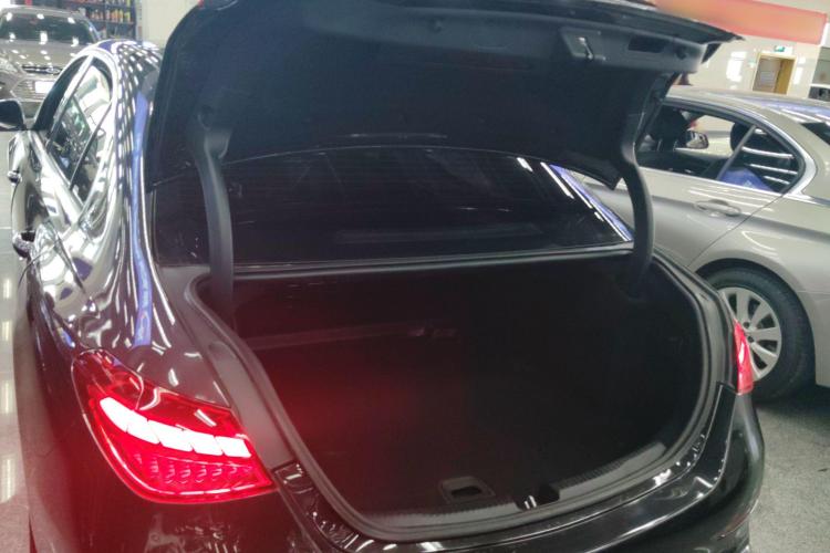 奔驰C级 2022款 改款 C 200 L 运动版局部细节23