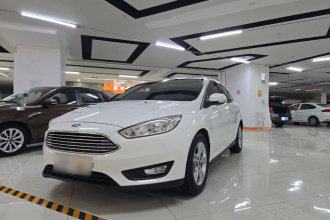 福特 福克斯 2017款 三厢 1.6L 手动舒适型智行版