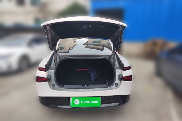 小鹏P7 2022款 586G中控内饰23