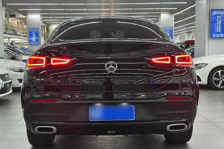 奔驰GLE轿跑 2020款 GLE 350 4MATIC 轿跑SUV 豪华型车身外观6009