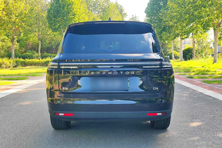 零跑汽车 零跑C16 2026款 纯电 630激光雷达智尊版 6座车身外观6004