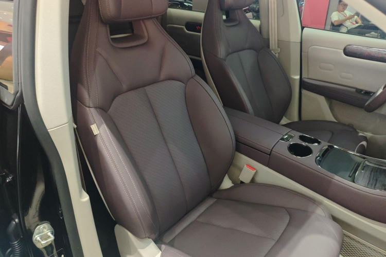 零跑汽车 零跑C11 2023款 增程 285智享版局部细节41