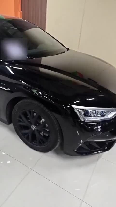 比亚迪 汉 2024款 DM-i 荣耀版 121KM 尊贵型讲解2