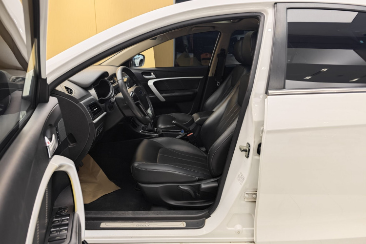 吉利汽车 帝豪 2017款 三厢百万款 1.5L 手动向上版车身外观6009