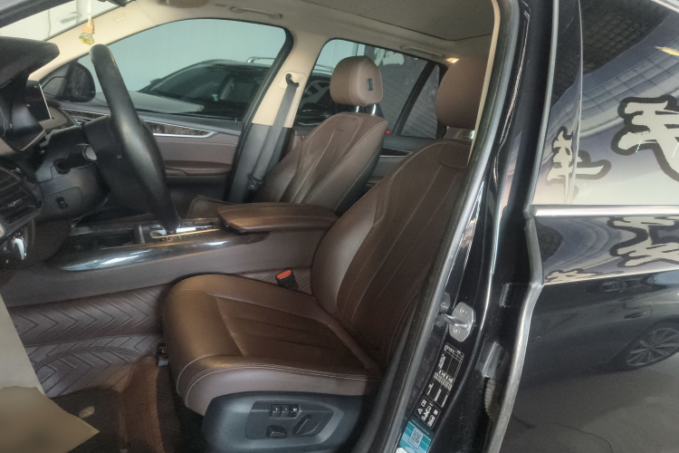 宝马X5(进口) 2018款 xDrive28i局部细节19